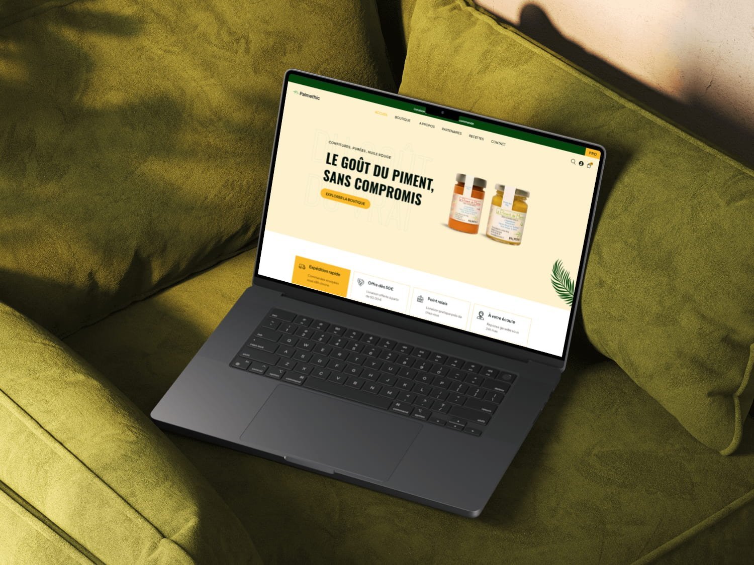 Palmethic, mockup laptop en contexte